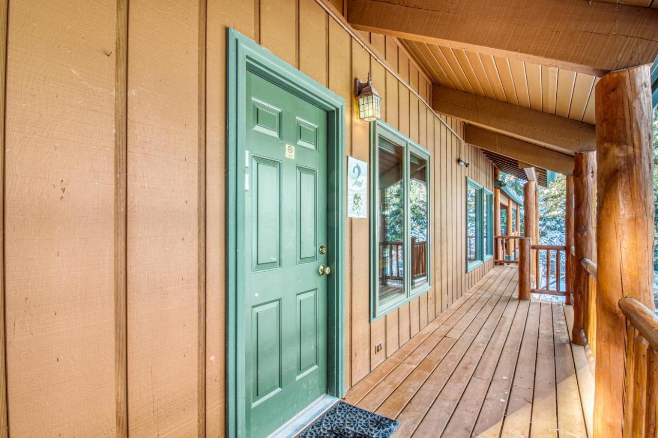 Gray Wolf Condos at Whitefish Exterior foto