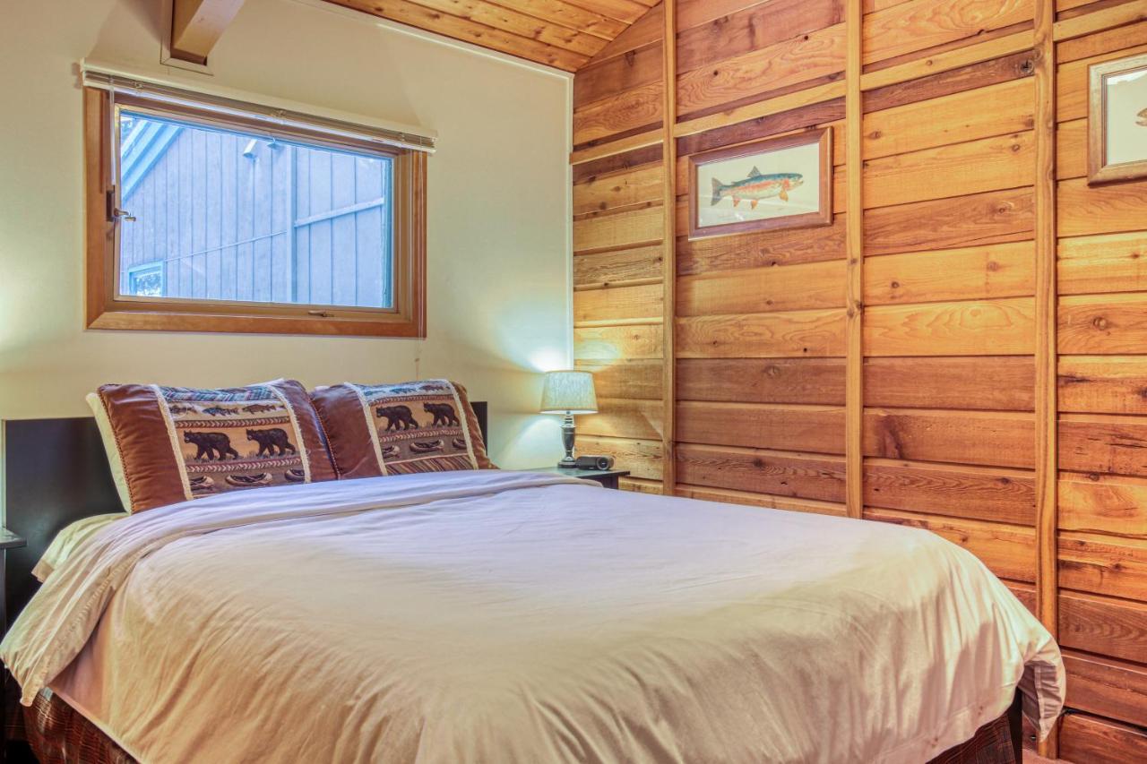 Gray Wolf Condos at Whitefish Exterior foto